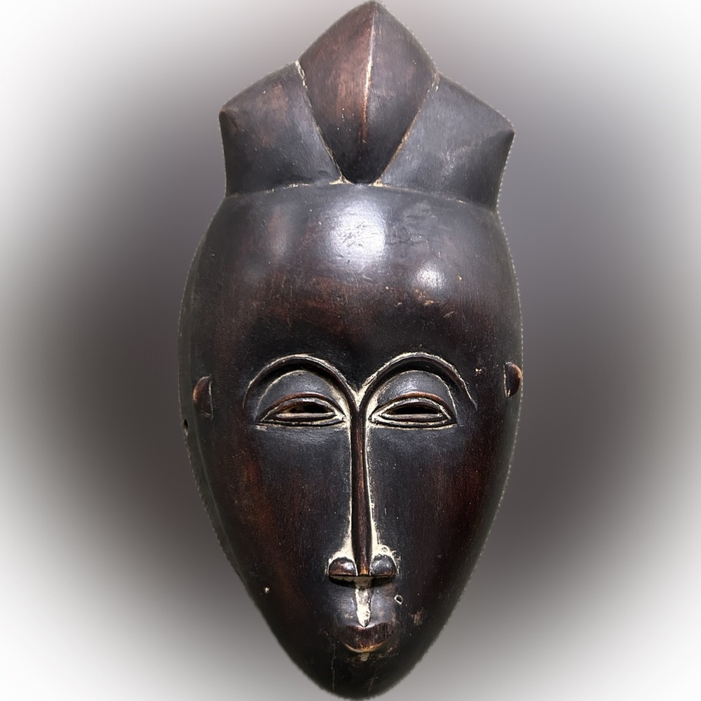 Vintage Hand-Carved African Wooden Mask – Elegant Tribal Art